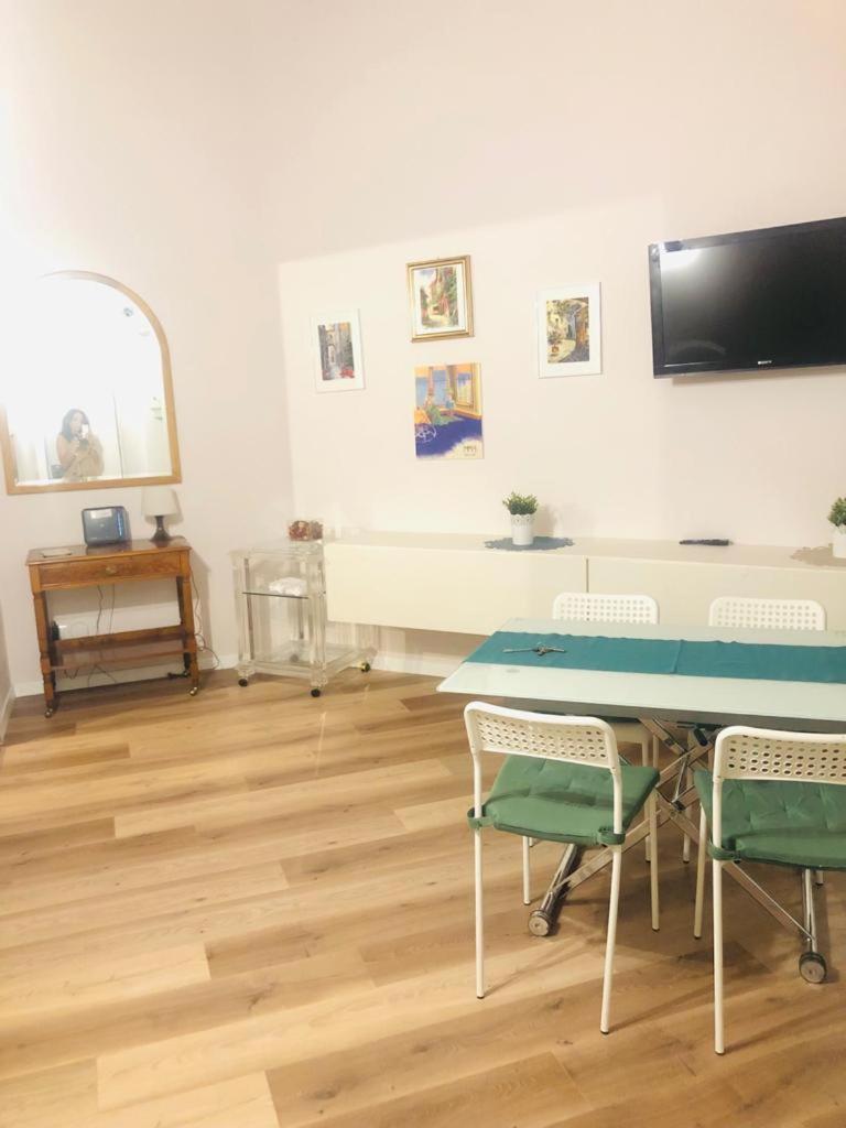 Charme Holidays Trastevere ローマ エクステリア 写真